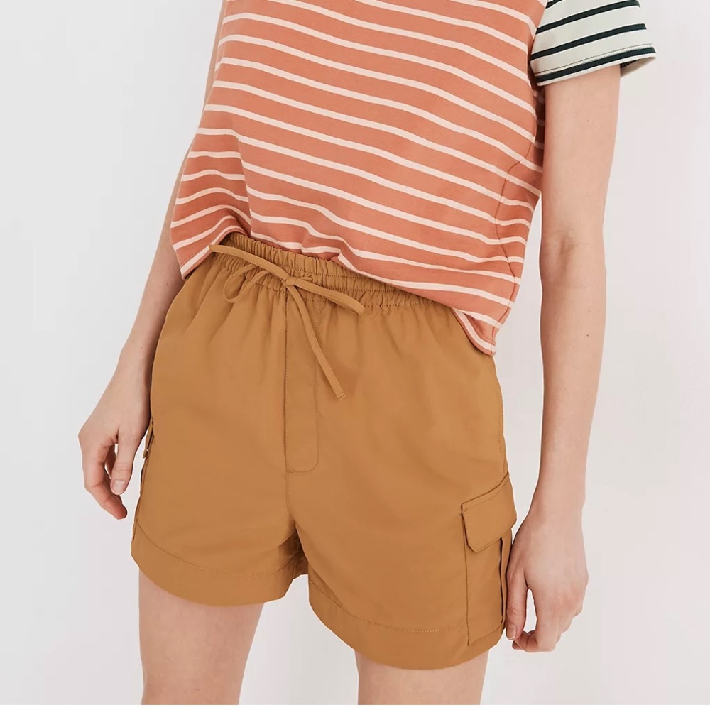 Madewell Ripstop Pull-On Cargo Shorts size medium runs big